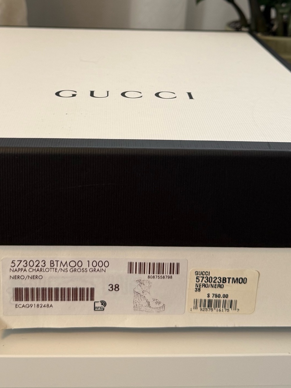 Gucci Black Leather Espadrille Wedge Sandals with Gold Double G - Picture 7 of 9